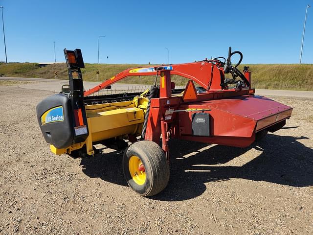 Image of New Holland H7150 equipment image 2