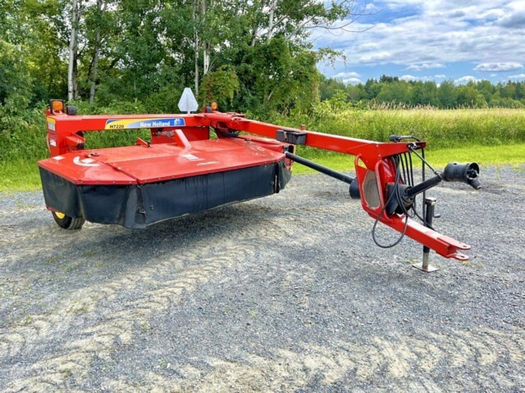 Image of New Holland H7220 Primary image