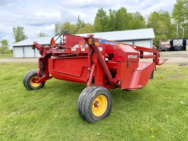 Image of New Holland H7450 equipment image 4
