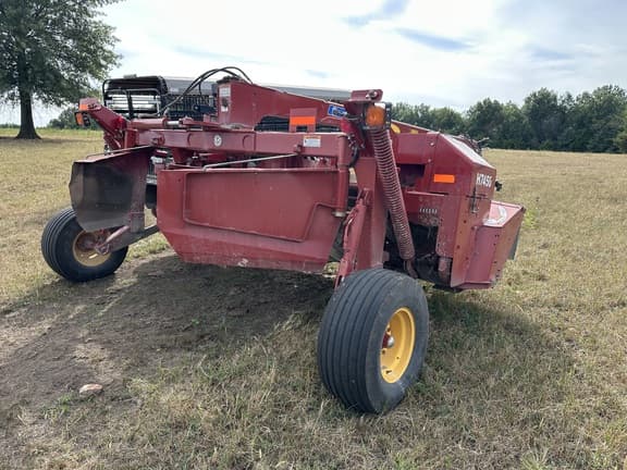 Image of New Holland H7450 equipment image 3