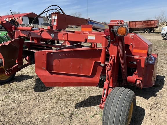 Image of New Holland H7450 equipment image 1