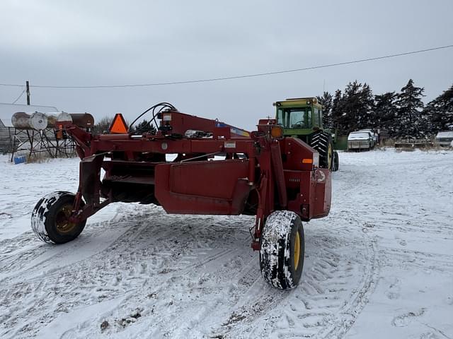 Image of New Holland H7450 equipment image 2