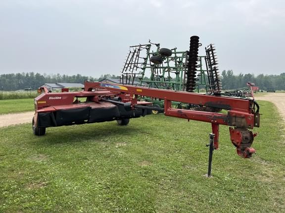 Image of New Holland H7450 Primary image