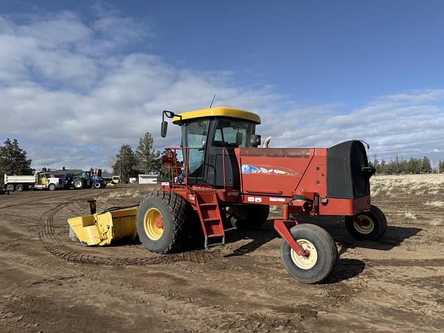 Image of New Holland H8080 equipment image 2