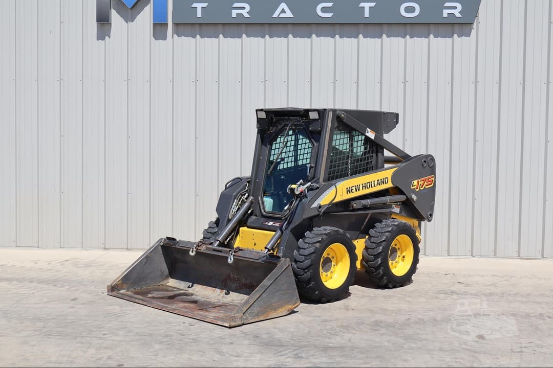 Image of New Holland L175 Primary image