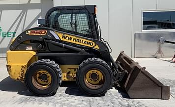 Main image New Holland L220 1