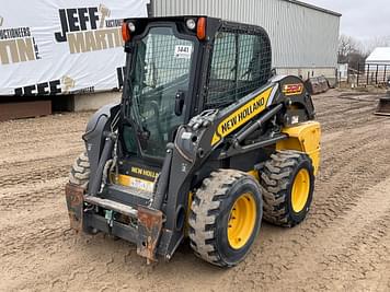 Main image New Holland L220