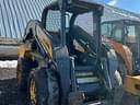 2011 New Holland L223 Image