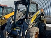 Thumbnail image New Holland L223 1