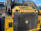 Thumbnail image New Holland L223 3