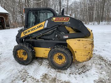 Main image New Holland L223