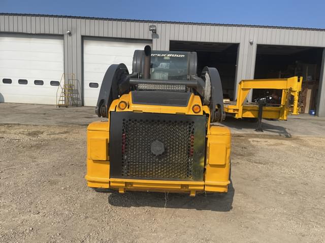 Image of New Holland L223 equipment image 3