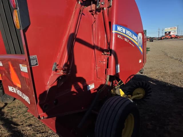 Image of New Holland RB450 equipment image 4