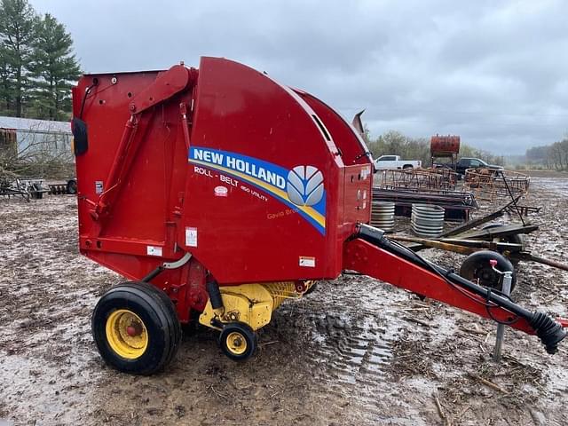 Image of New Holland RB450 equipment image 4
