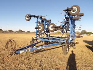 2011 New Holland ST830 Image