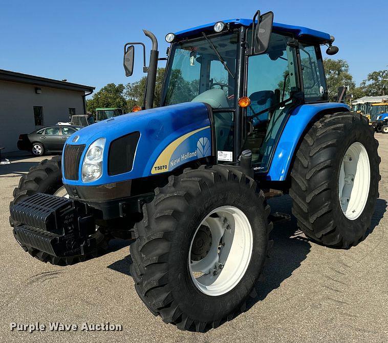 Image of New Holland T5070 Primary image