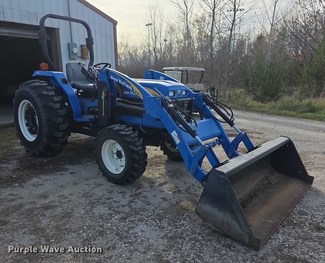 Image of New Holland T1530 equipment image 2