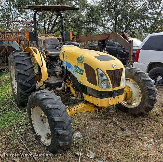 Image of New Holland T4030 equipment image 2