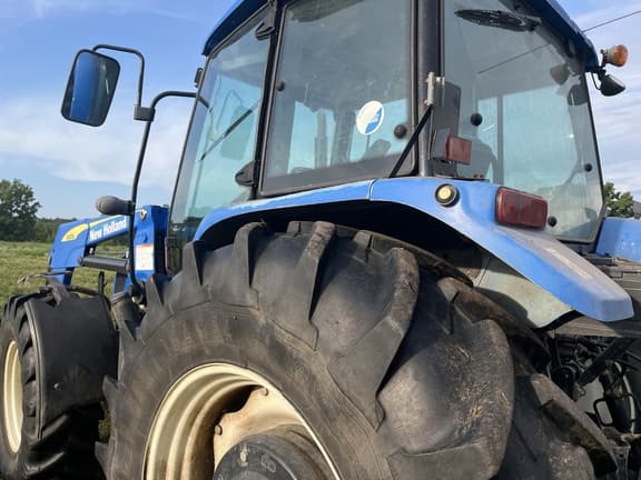 Image of New Holland T5060 equipment image 2