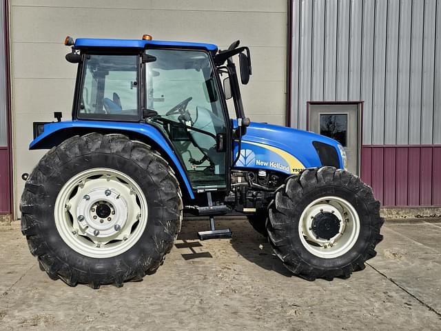 Image of New Holland T5070 equipment image 1