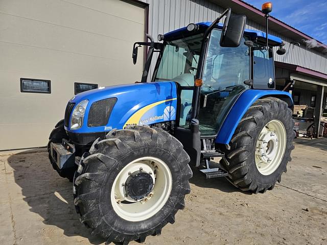 Image of New Holland T5070 equipment image 3