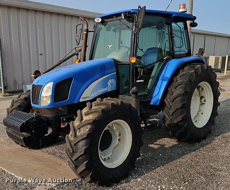 Image of New Holland T5070 Primary image