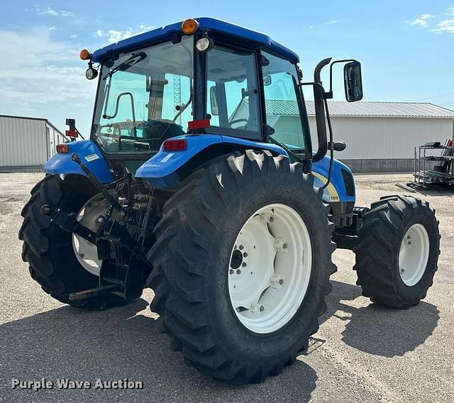 Image of New Holland T5070 equipment image 4