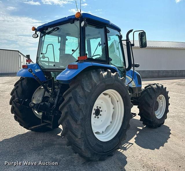 Image of New Holland T5070 equipment image 4