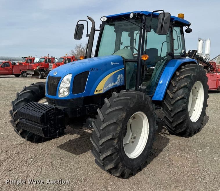 Image of New Holland T5070 Primary image