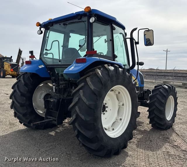 Image of New Holland T5070 equipment image 4