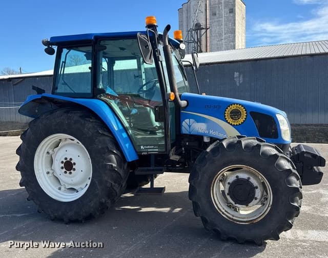 Image of New Holland T5070 equipment image 3