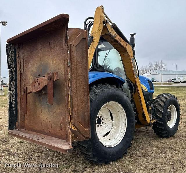 Image of New Holland T6030 equipment image 4