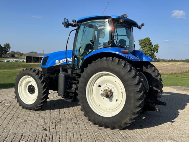 Image of New Holland T6030 Plus equipment image 3