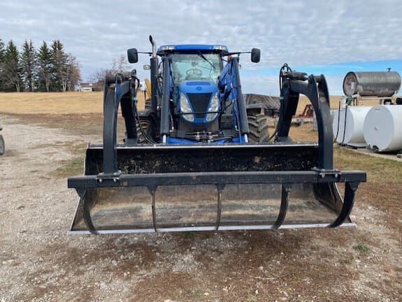 Image of New Holland T7040 equipment image 2