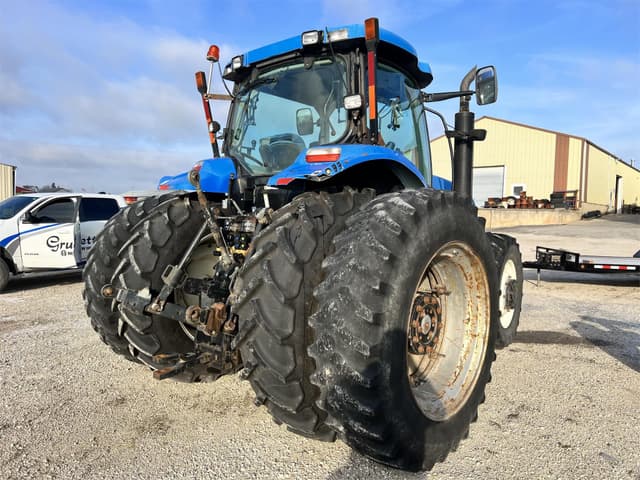 Image of New Holland T7050 equipment image 2