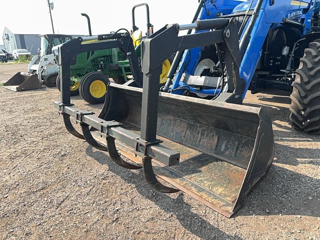 Image of New Holland T7.210 equipment image 2