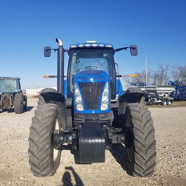 Image of New Holland T8030 equipment image 4