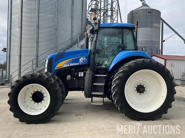 Image of New Holland T8030 equipment image 1