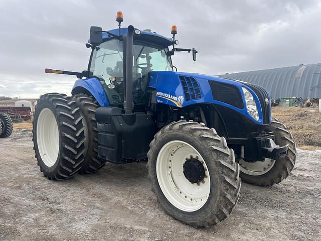 Image of New Holland T8.275 equipment image 2