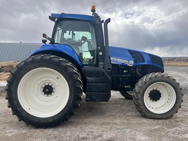 Image of New Holland T8.275 equipment image 3