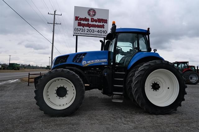 Image of New Holland T8.330 equipment image 2