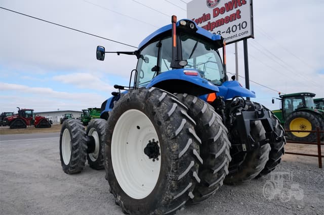 Image of New Holland T8.360 equipment image 4