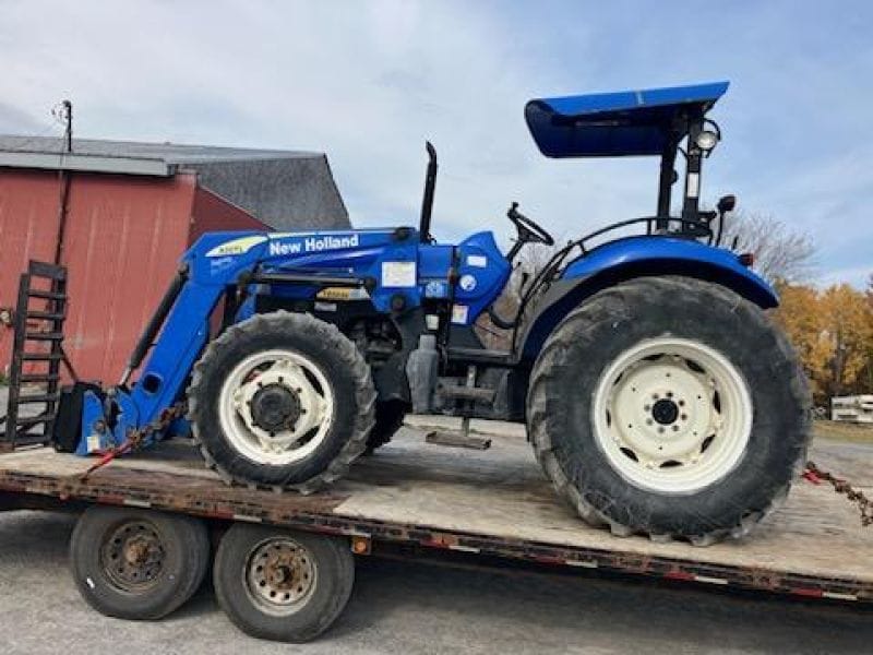 2011 New Holland TD5030 Equipment Image0