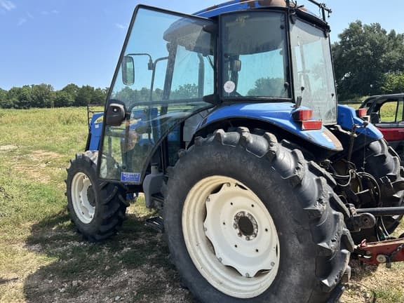 Image of New Holland TD5050 equipment image 1