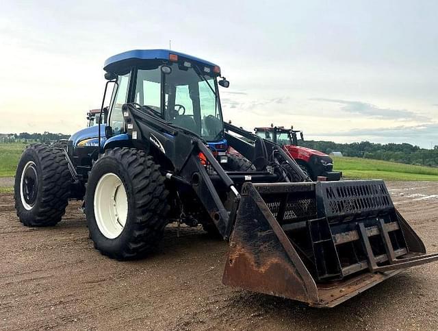 Image of New Holland TV6070 equipment image 2