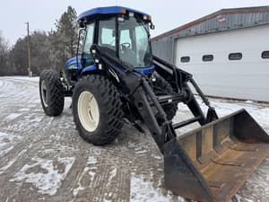 2011 New Holland TV6070 Image