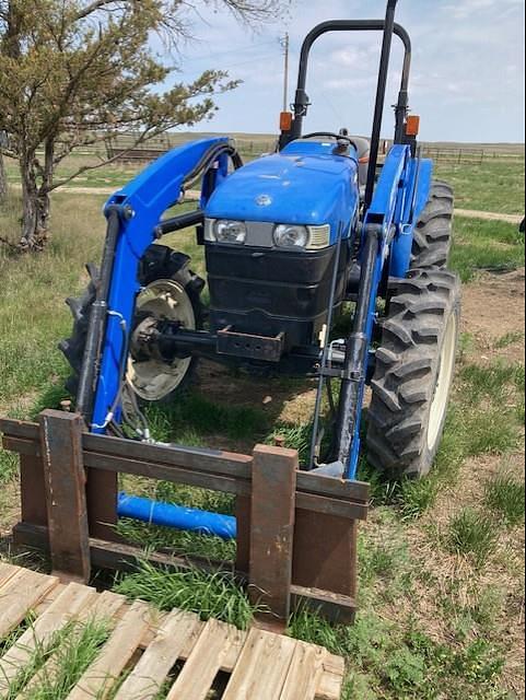 Image of New Holland Workmaster 55 equipment image 2