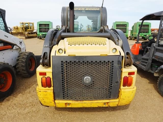 Image of New Holland L220 equipment image 3