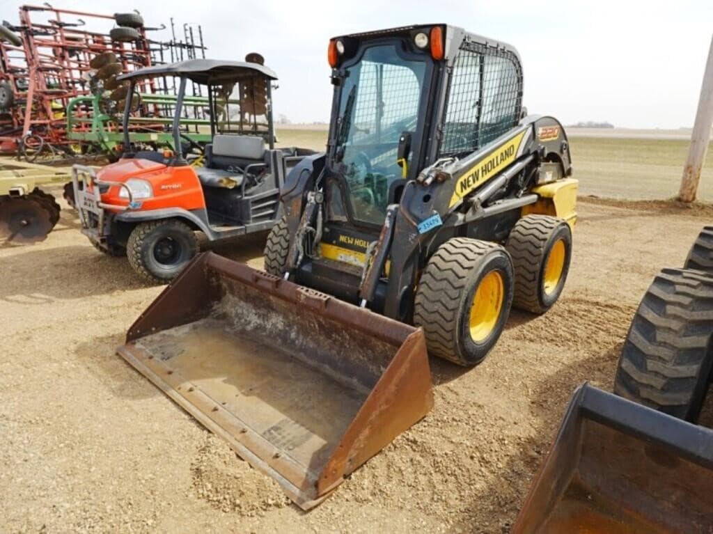 Image of New Holland L220 Primary image