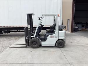 2011 Nissan MP1F2A25LV Image